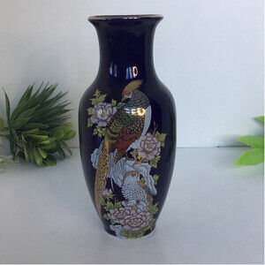 VINTAGE Japanese Kuntani Imperial Vase 8”
